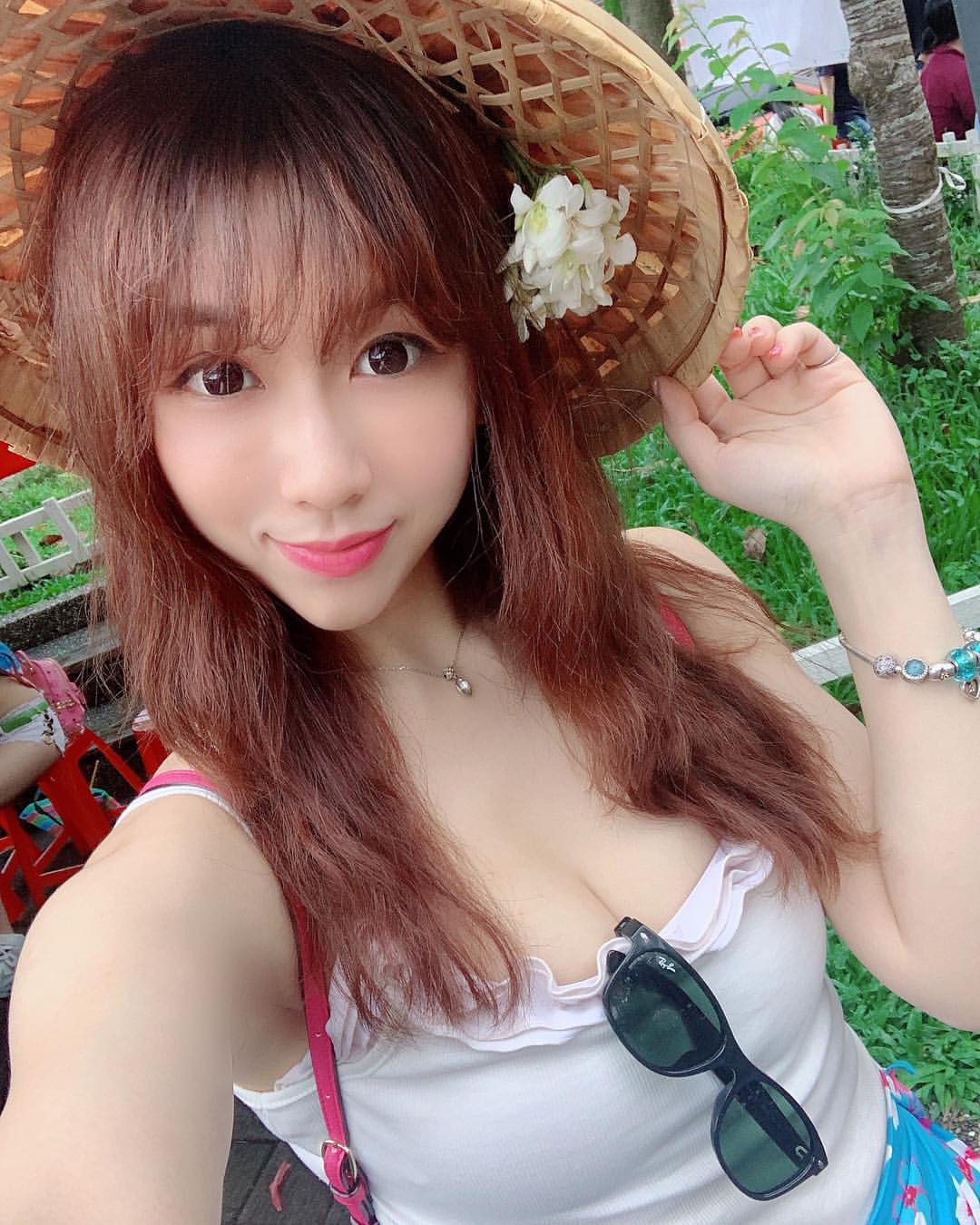 火辣曲線超邪惡 讓人看好看滿 Valerie x 鴨鴨-第1章-图片2