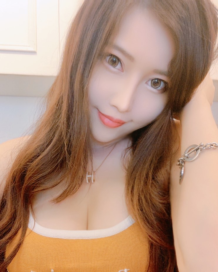 Deep eyes and smiles: love makes sweet ×° doll-第1章-图片6