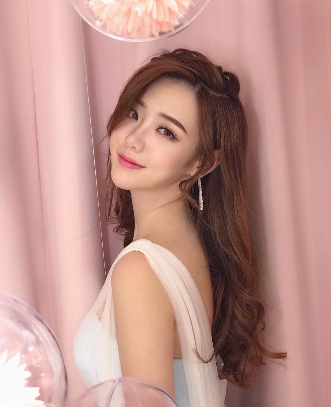「飽滿核彈奶」又白又大 一秒看了讓人淪陷 Ꮶailynne Zhang-第1章-图片14