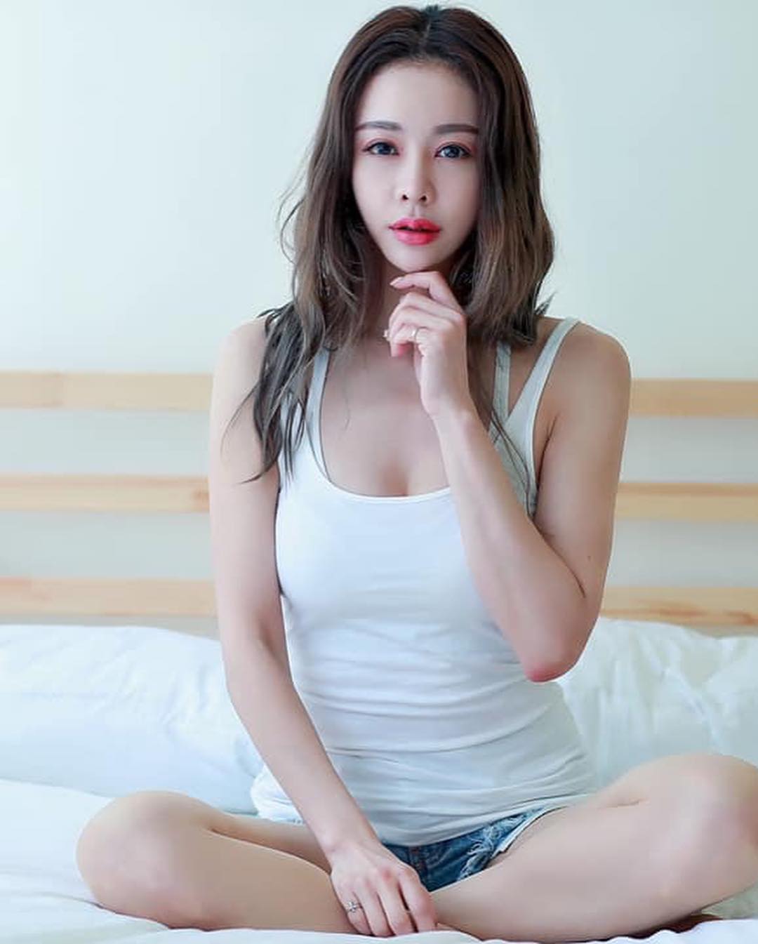 韓羽 呵~我已經忘了我是誰-第1章-图片2