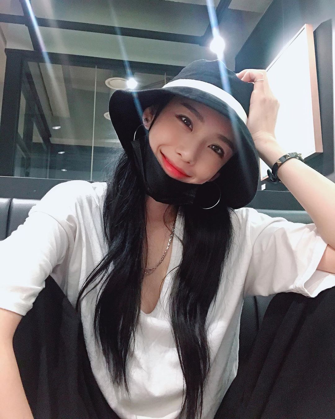 氣質韓國淑女情純甜笑 秀出女神級身軀鄉民秒圈粉-第1章-图片7