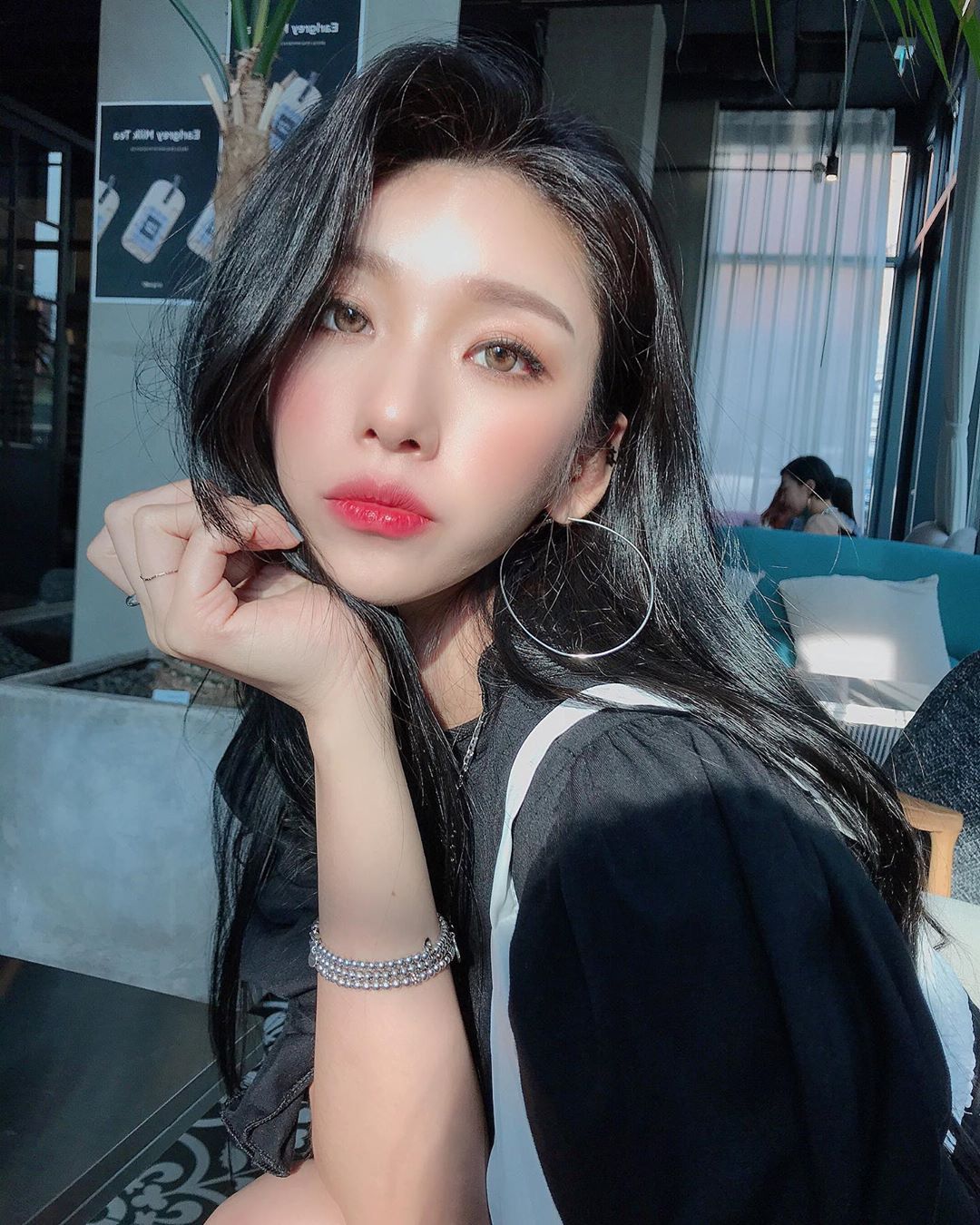 氣質韓國淑女情純甜笑 秀出女神級身軀鄉民秒圈粉-第1章-图片20