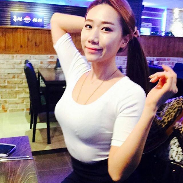 韓國曲線美感正妹 jenny-第1章-图片4