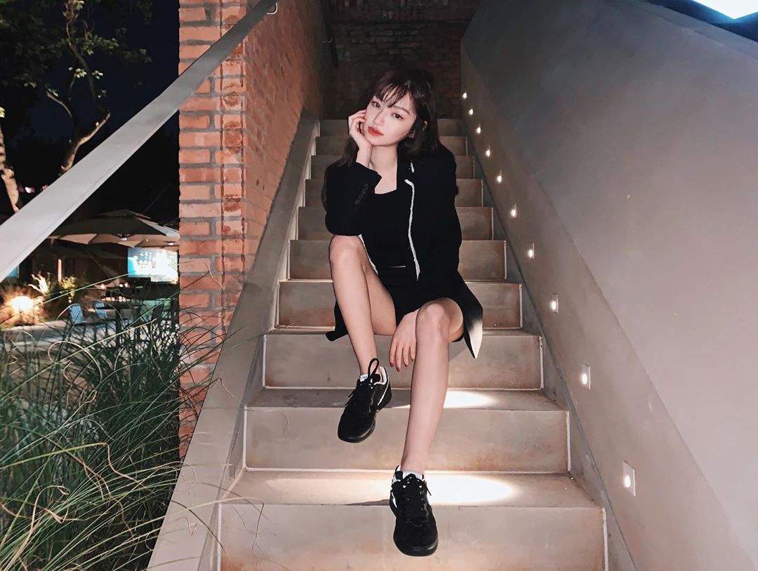 Sabrina Zhang has a fascinating body.-第1章-图片2
