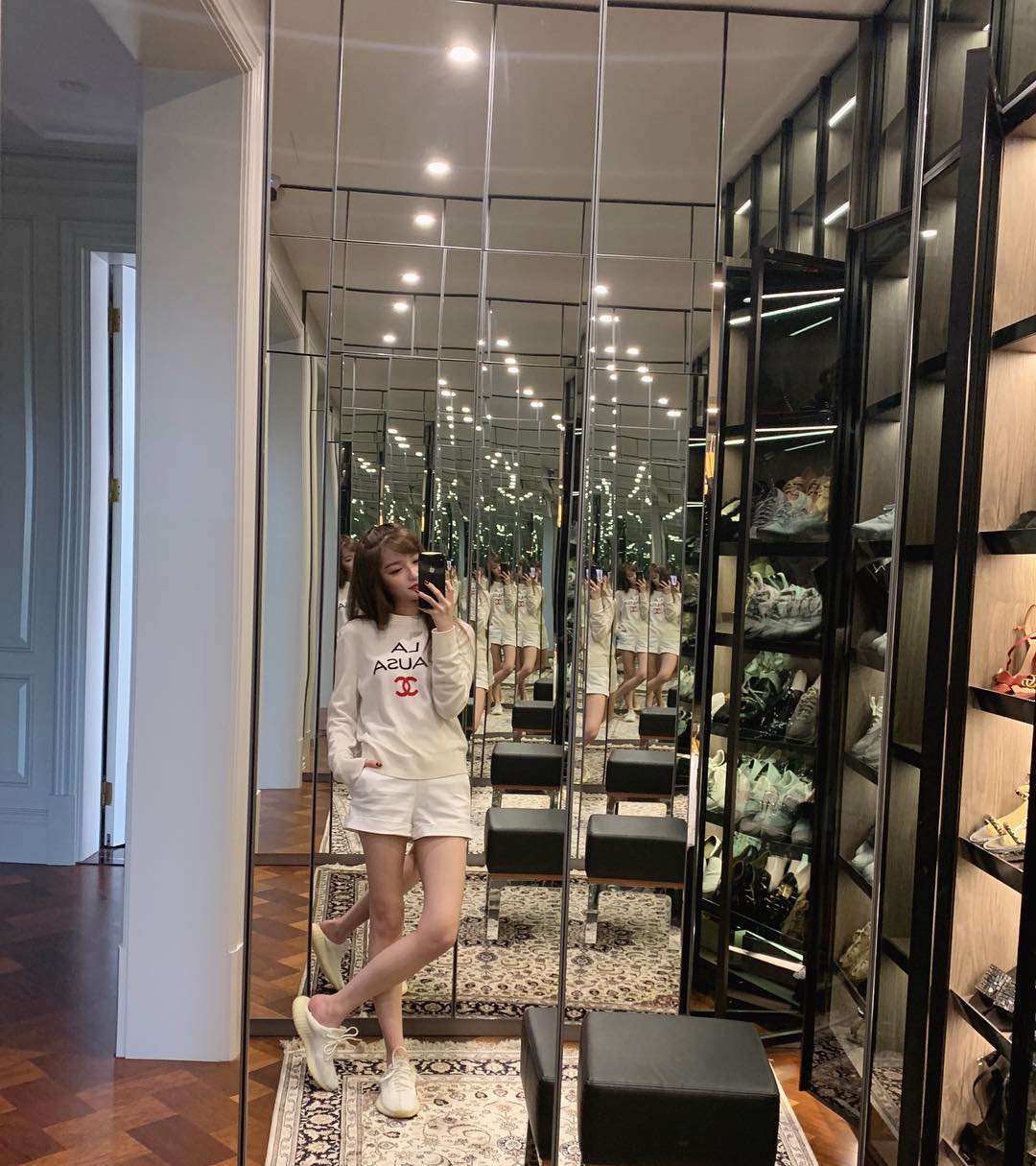 Sabrina Zhang has a fascinating body.-第1章-图片11