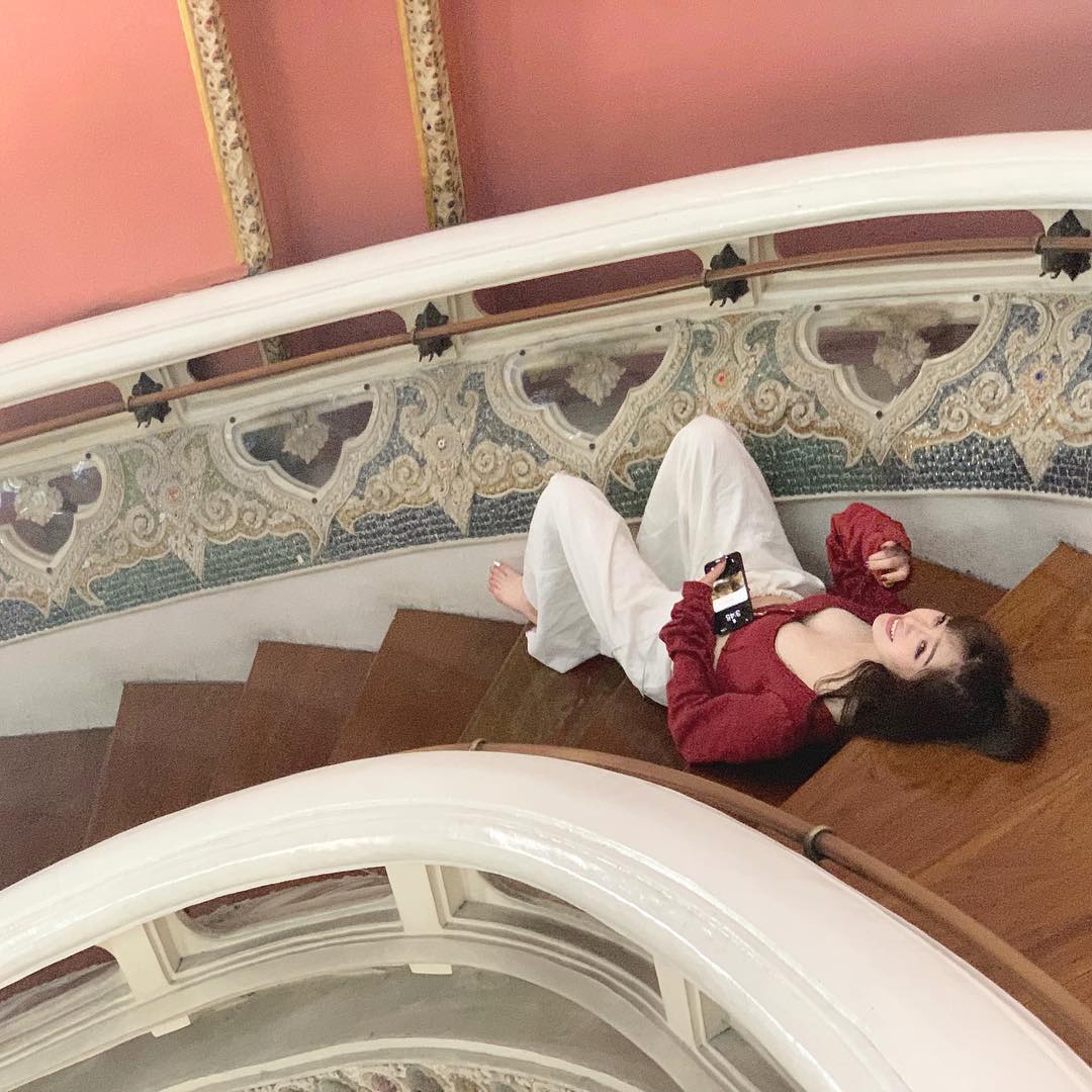 Sabrina Zhang has a fascinating body.-第1章-图片10