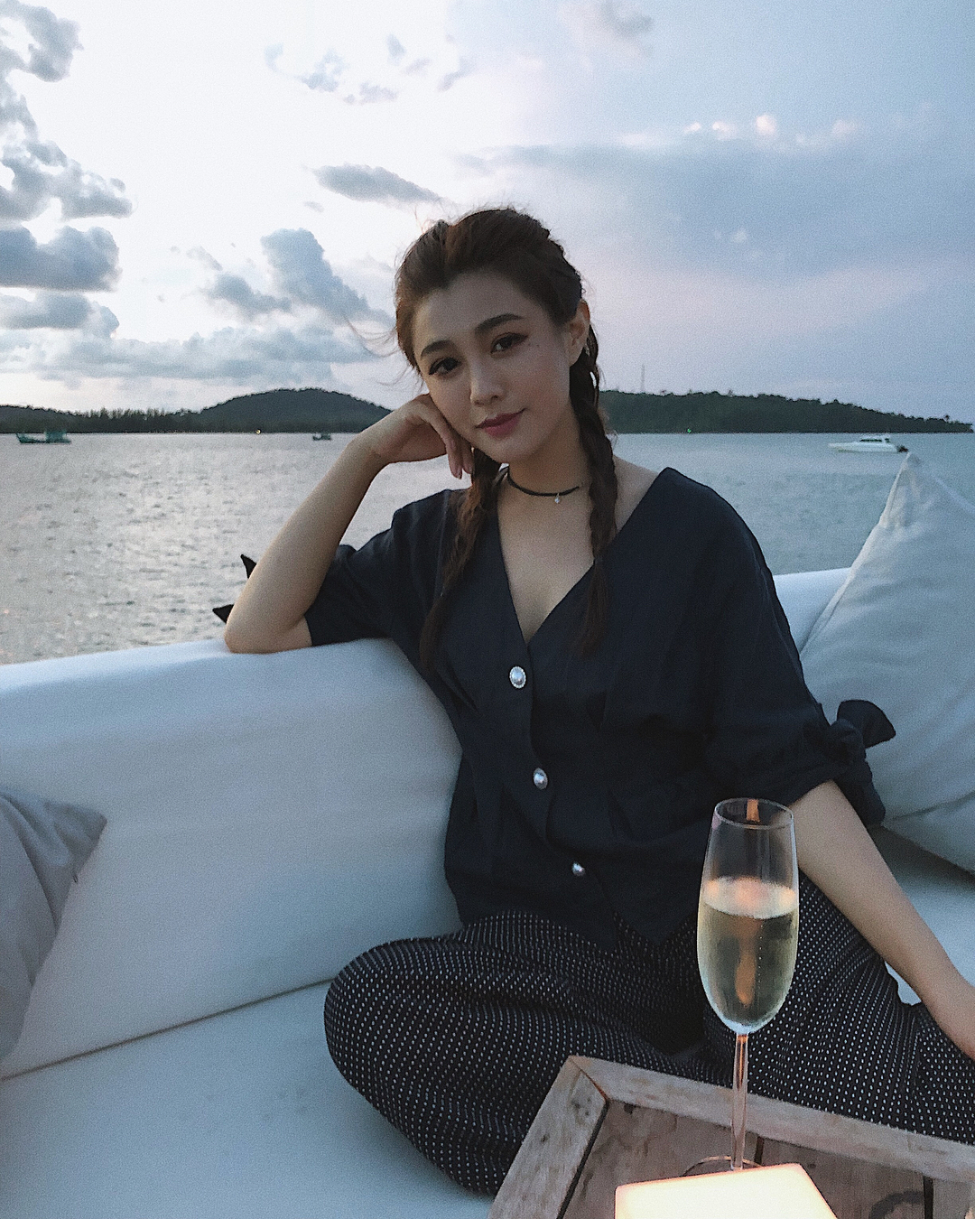 空中服務業 薪水太少了啦~寶林