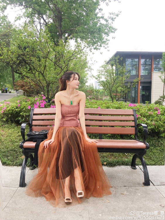 曬曬比基尼美照的酒店董事長 Teresa 雯-第1章-图片11