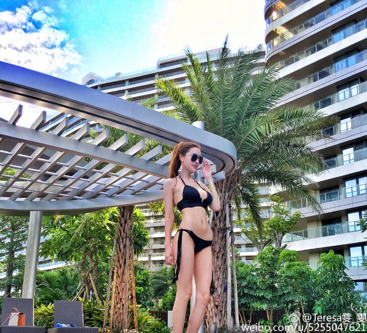 曬曬比基尼美照的酒店董事長 Teresa 雯-第1章-图片14
