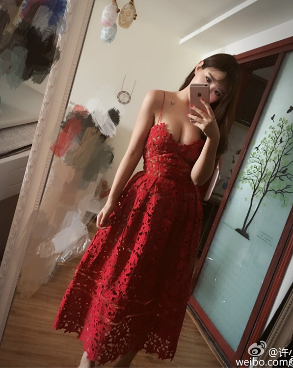 C奶正妹 許小玥玥玥-第1章-图片1