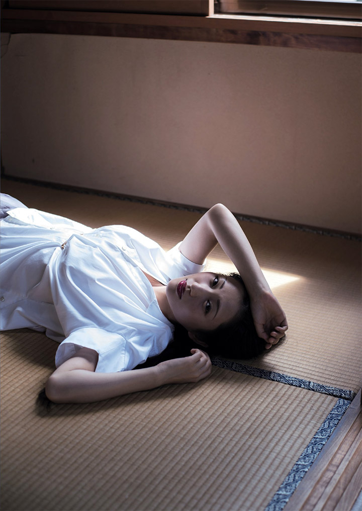 2018年10月30日【寫真】元國民情婦壇蜜影視發展中仍保持好身材拍攝全裸寫真 (34P)-第1章-图片26