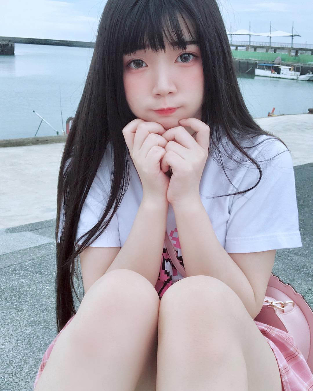 落落Raku 氣質外表下隱藏著一隻邪惡小惡魔-第1章-图片4