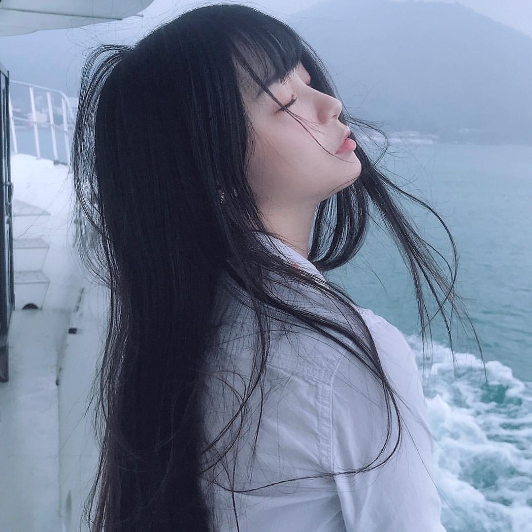 落落Raku 氣質外表下隱藏著一隻邪惡小惡魔-第1章-图片6
