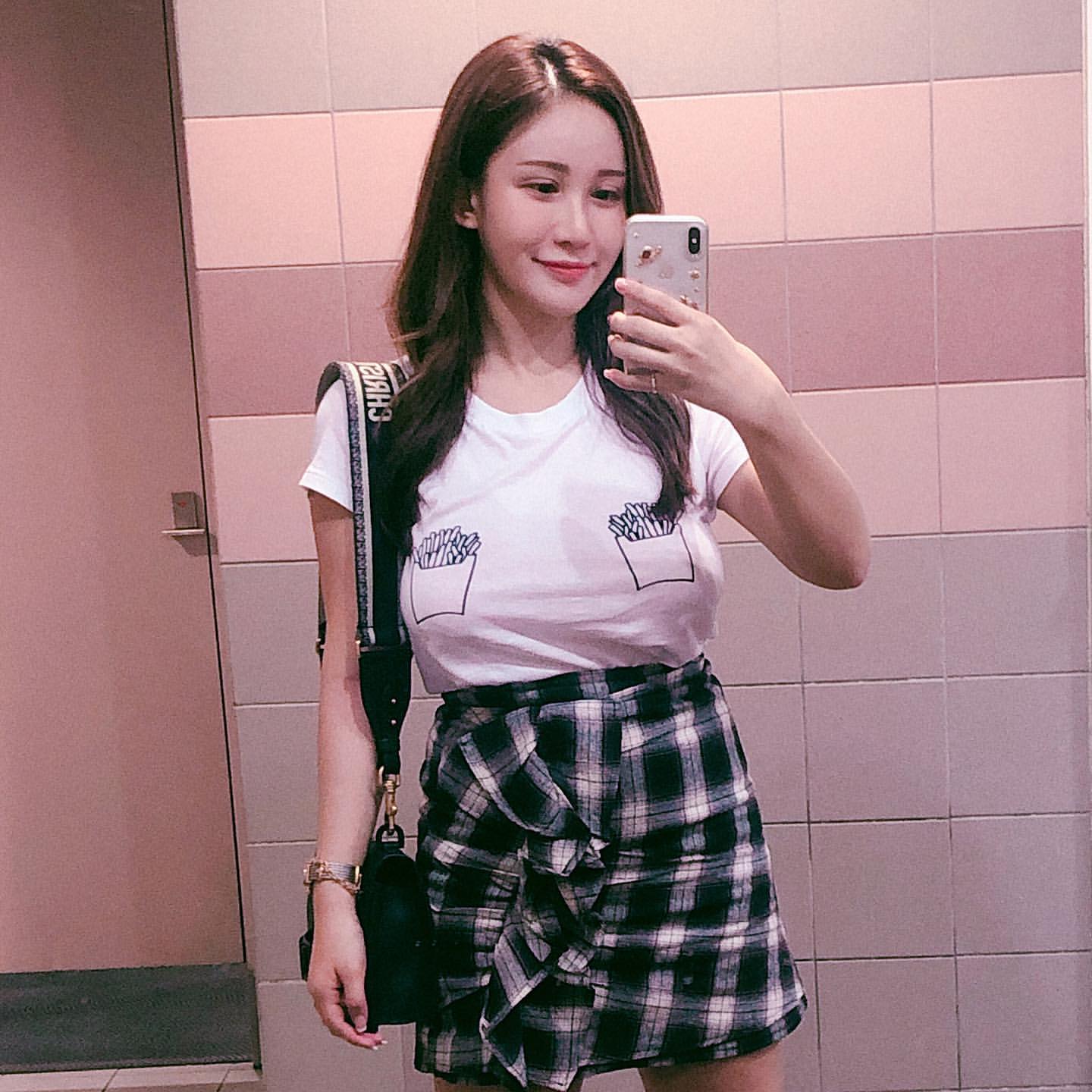 My sister is dressed super cool.-第1章-图片17