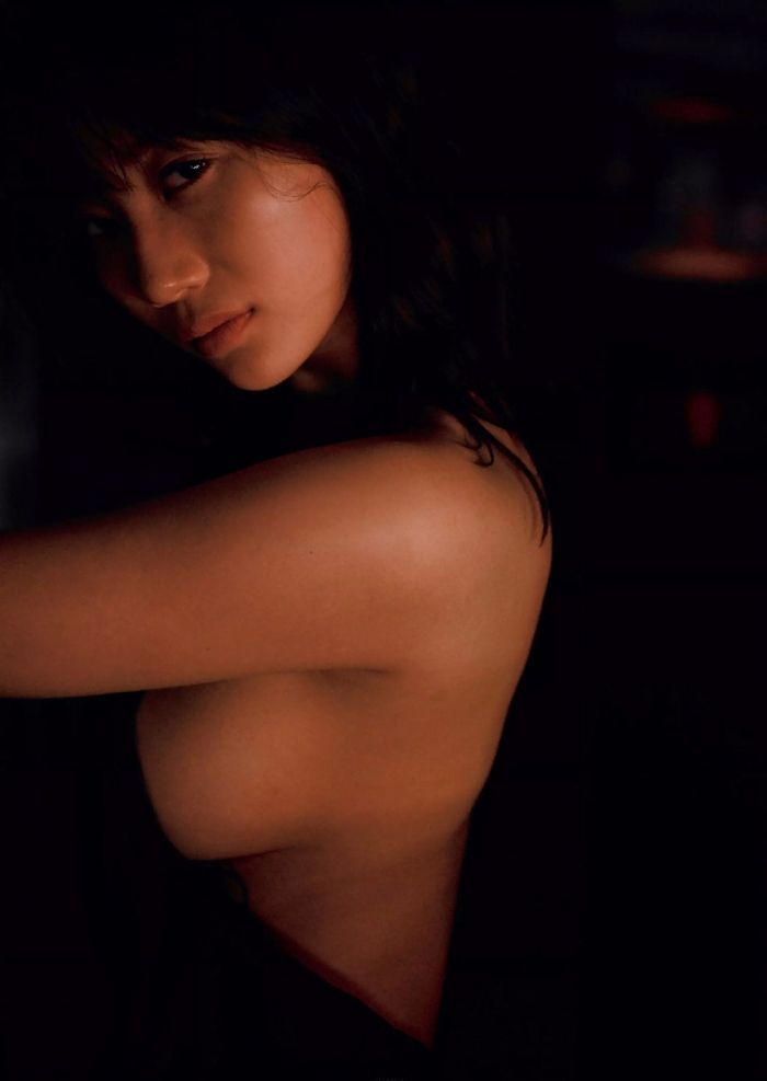 小倉優香が水著グラビアを辭めるのなら、水著も脫いじゃえば良い-第1章-图片4