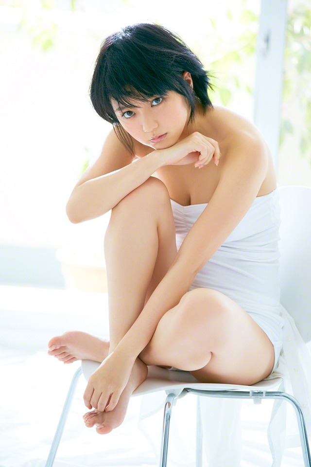 2015年11月10日【寫真】真野惠里菜漸見成熟越大越瘦要谷胸拍攝寫真 (25P)-第1章-图片12