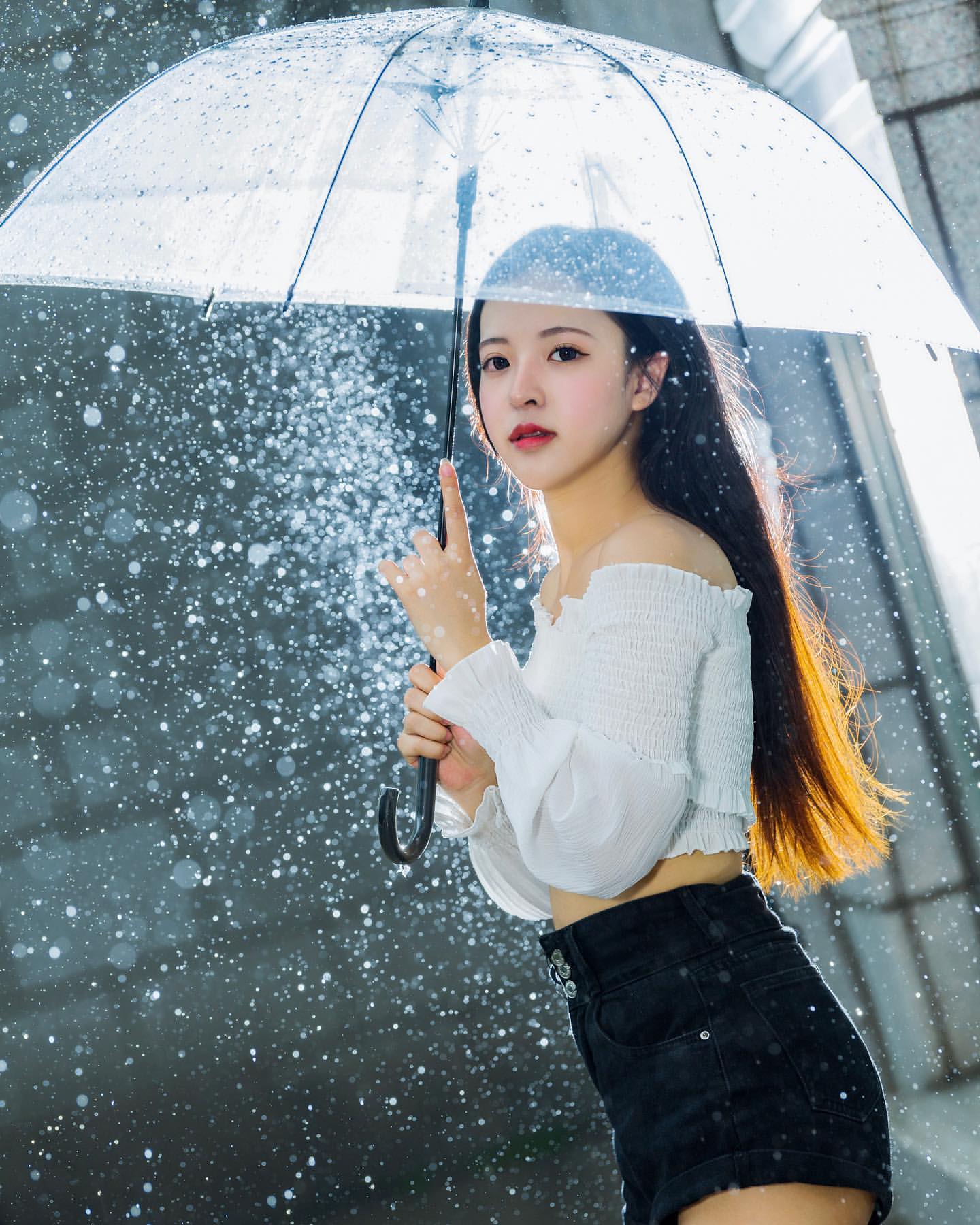 李優 清新臉蛋配上修長美腿太正 甜甜高顏質讓人看傻眼-第1章-图片6