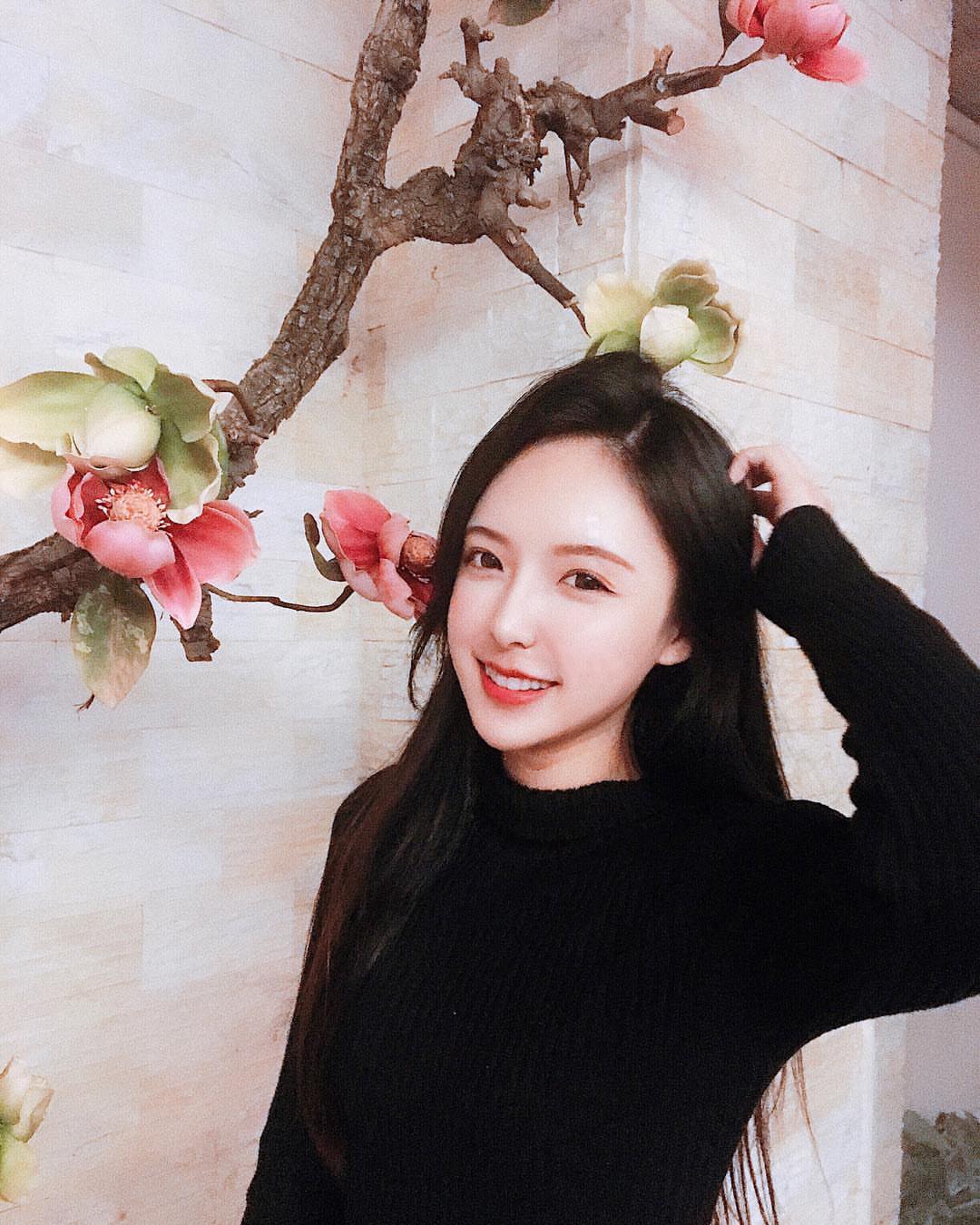 李優 清新臉蛋配上修長美腿太正 甜甜高顏質讓人看傻眼-第1章-图片7
