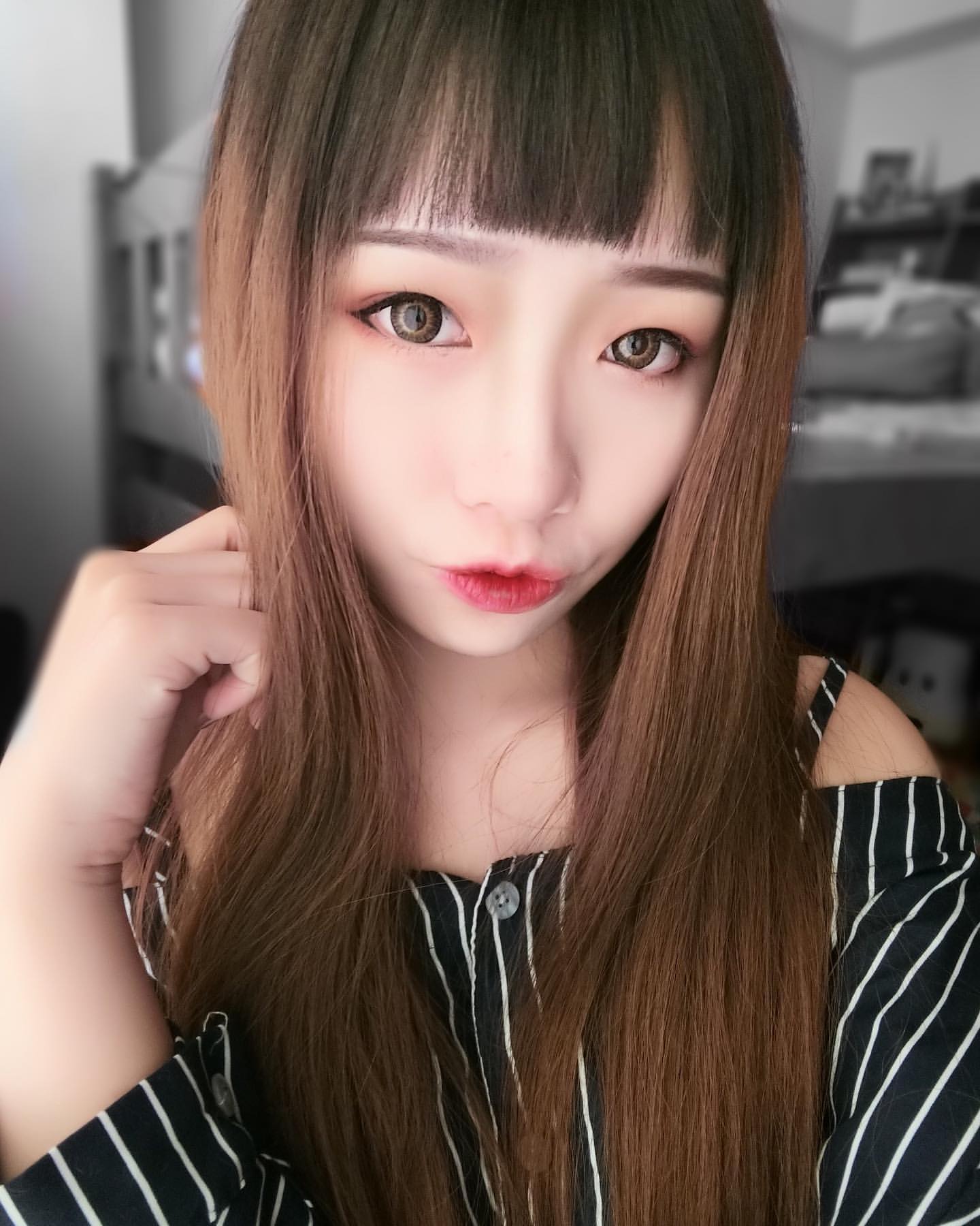 Nina NiNi's chest is also overwhelmingly full of color value.-第1章-图片8