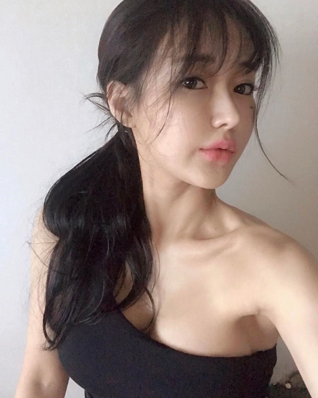 水滴飽滿美乳尻 俏麗容姿美照讓人凍未條