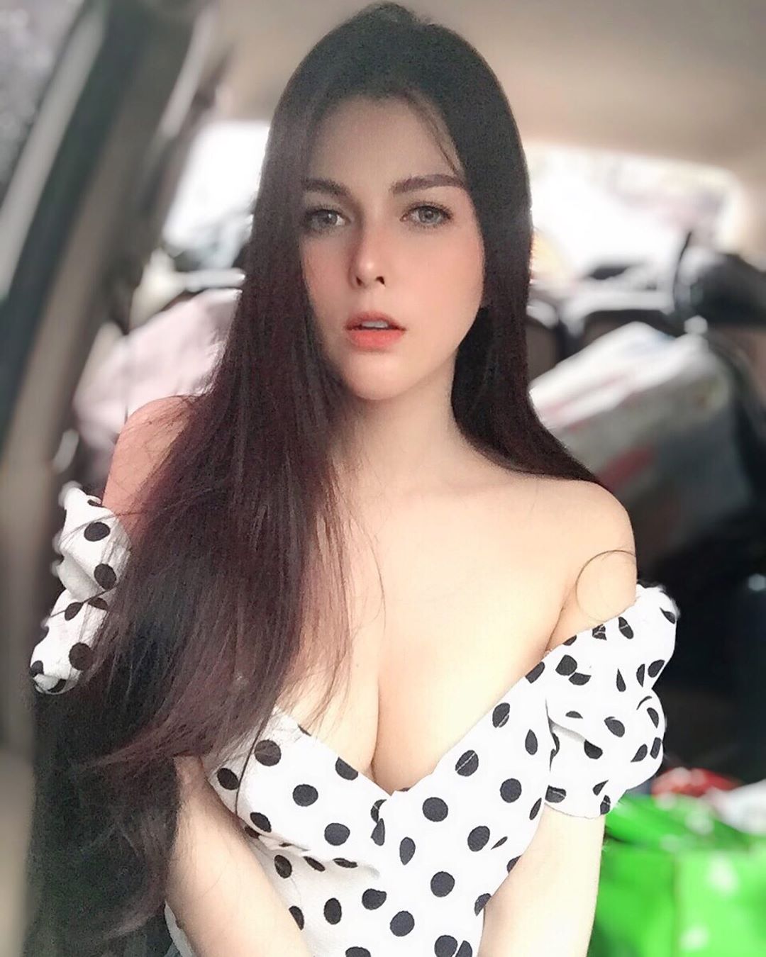 臉蛋身材天菜等級 超猛壞脾氣就讓人招降