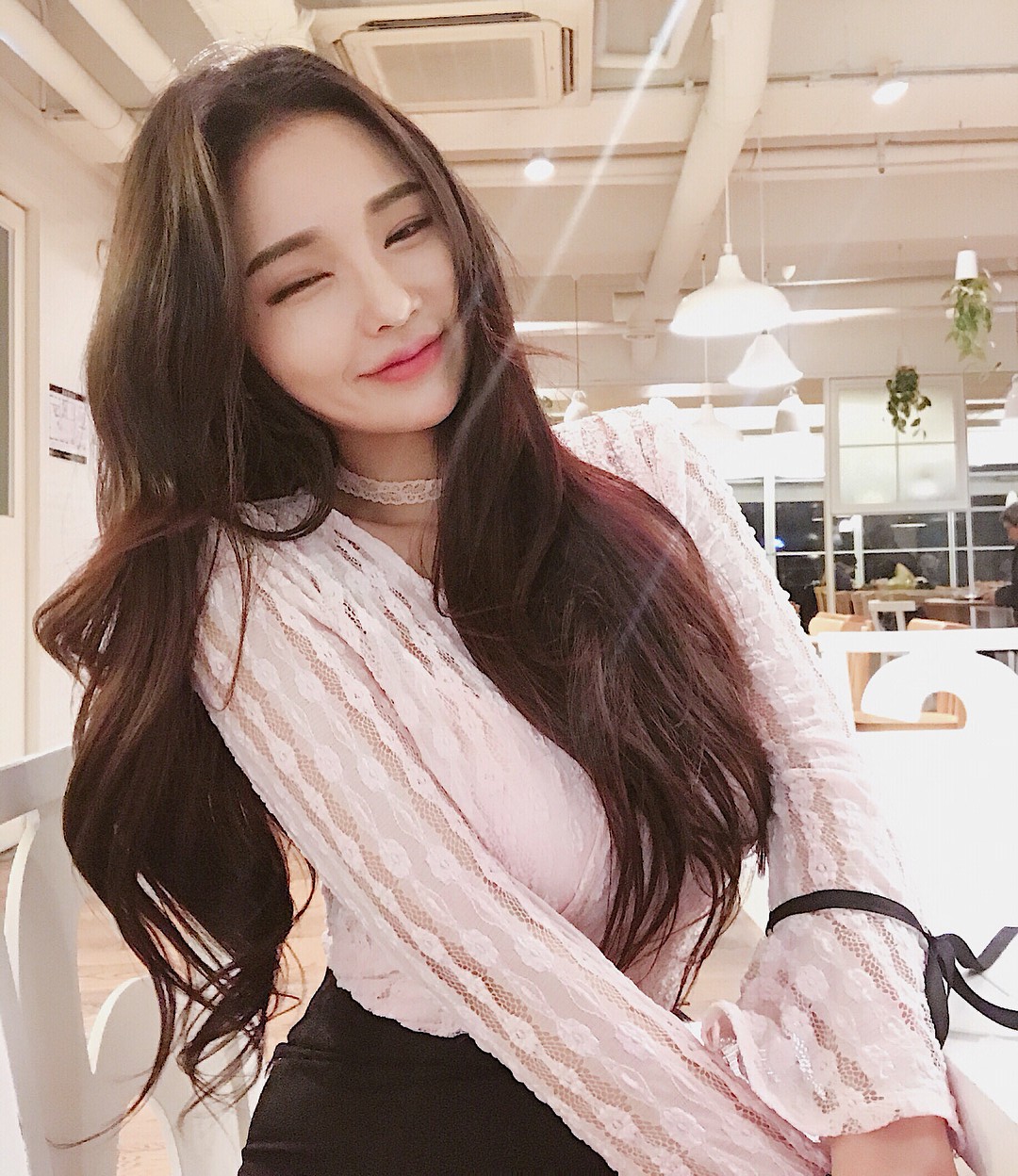 超辣服飾店模特兒Tehhan豐滿肉慾大奶繃緊上衣-第1章-图片13