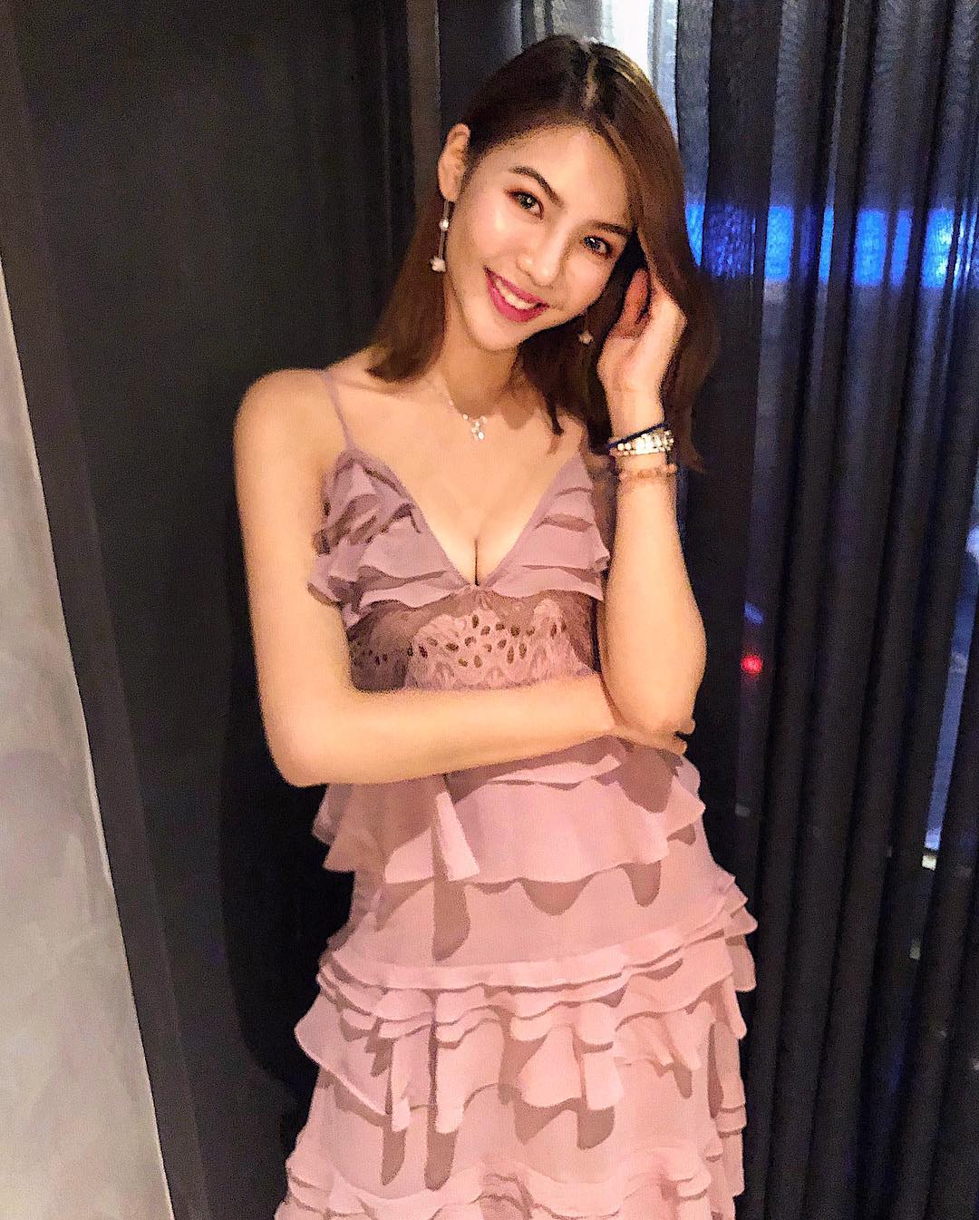女人剛剛新婚 好像特的有味道~Bella Che-第1章-图片3
