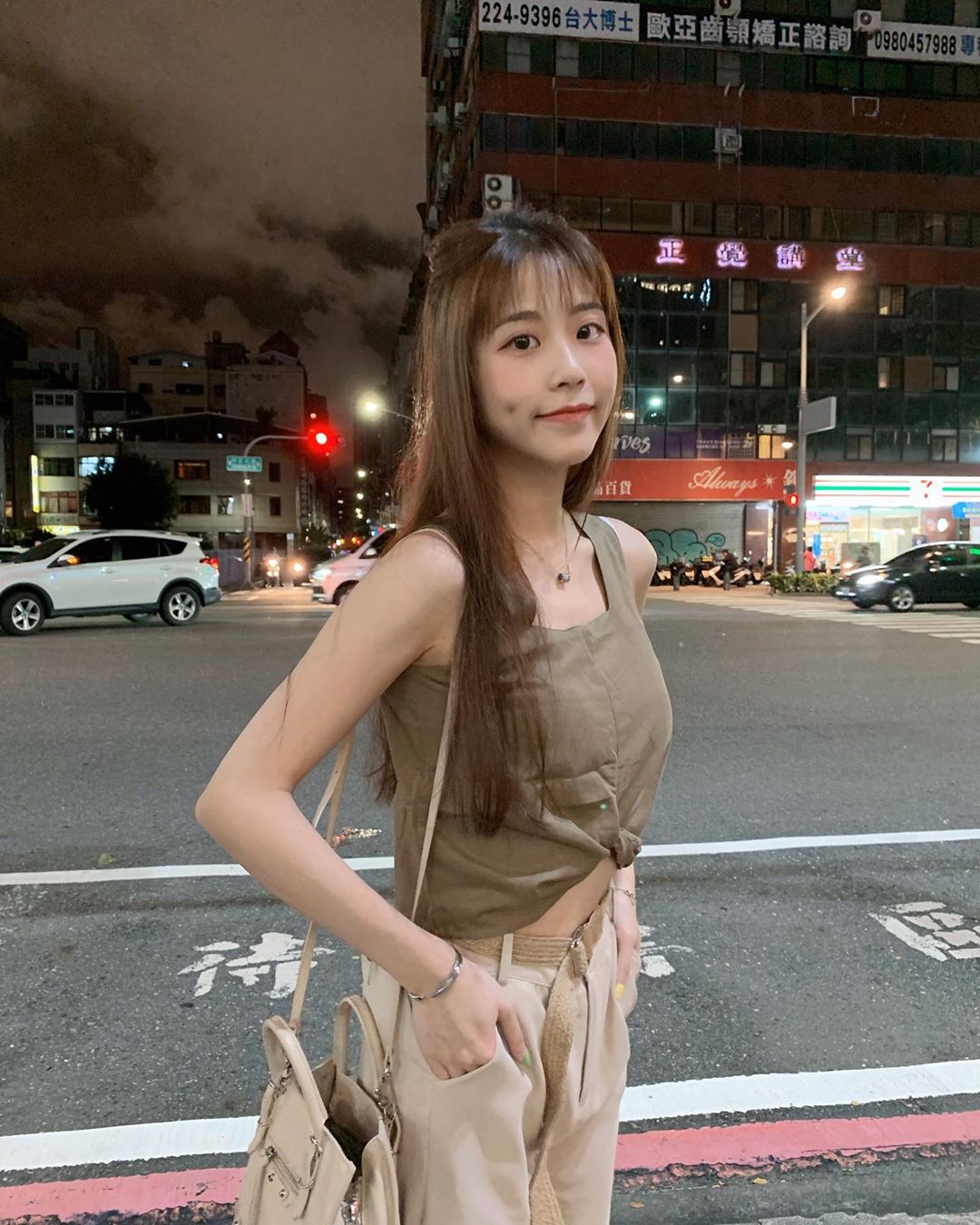 李花: 春夏秋冬 只有夏天才想動~-第1章-图片5