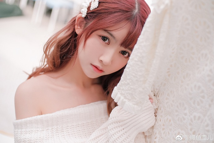 情人節福利 coser鳗魚霏兒日常 問你“在嗎”-第1章-图片2