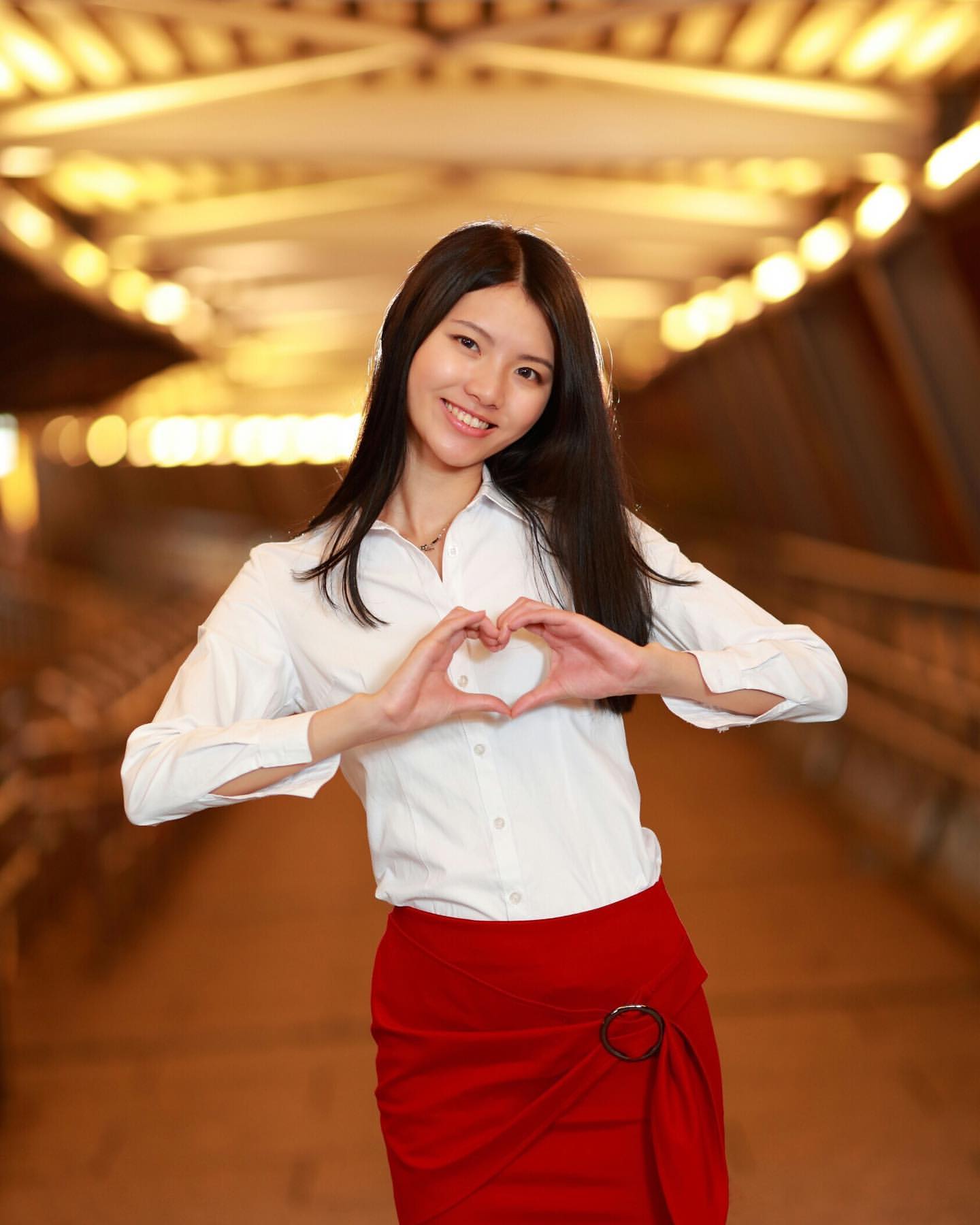 Seeing too much pleasure... must kneel Yvonne-第1章-图片6