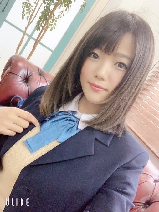 佐知子 人気の鷲掴みしたくなるJカップおっぱい