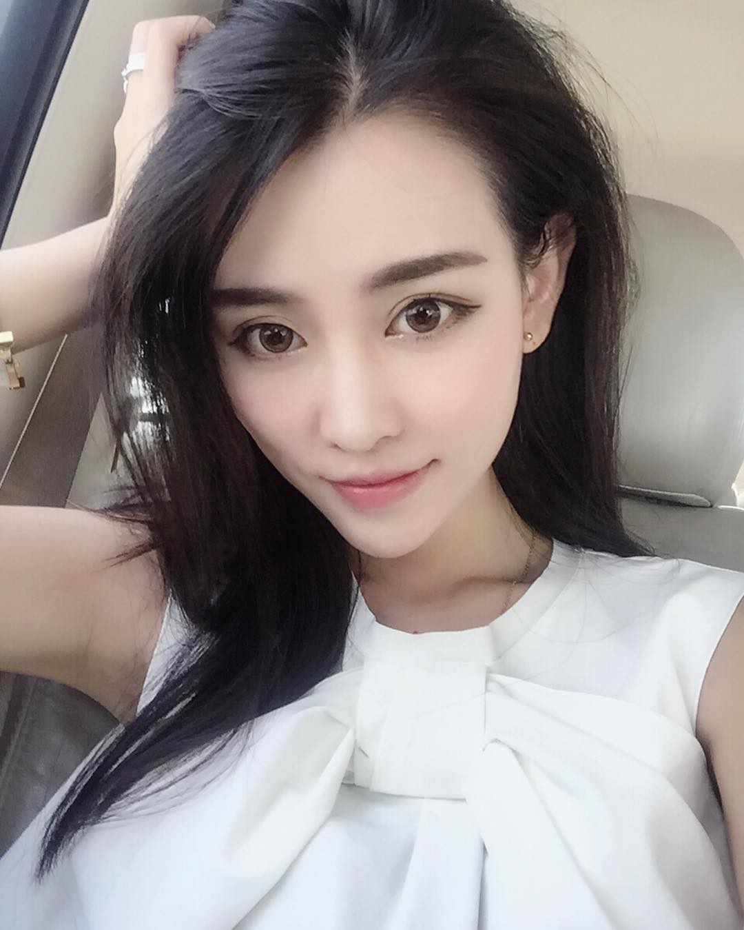 淺笑倩兮 回眸嬌兮~J Nuo