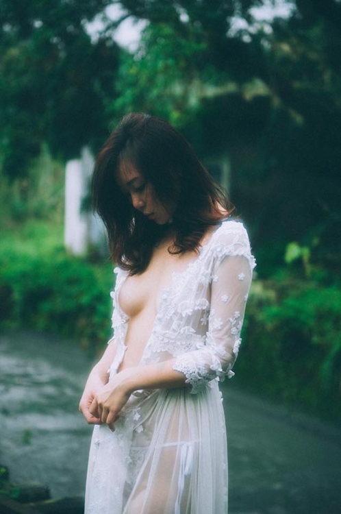 若隱若現的的白薄紗 性感正妹 江莉詩 Elise-第1章-图片1
