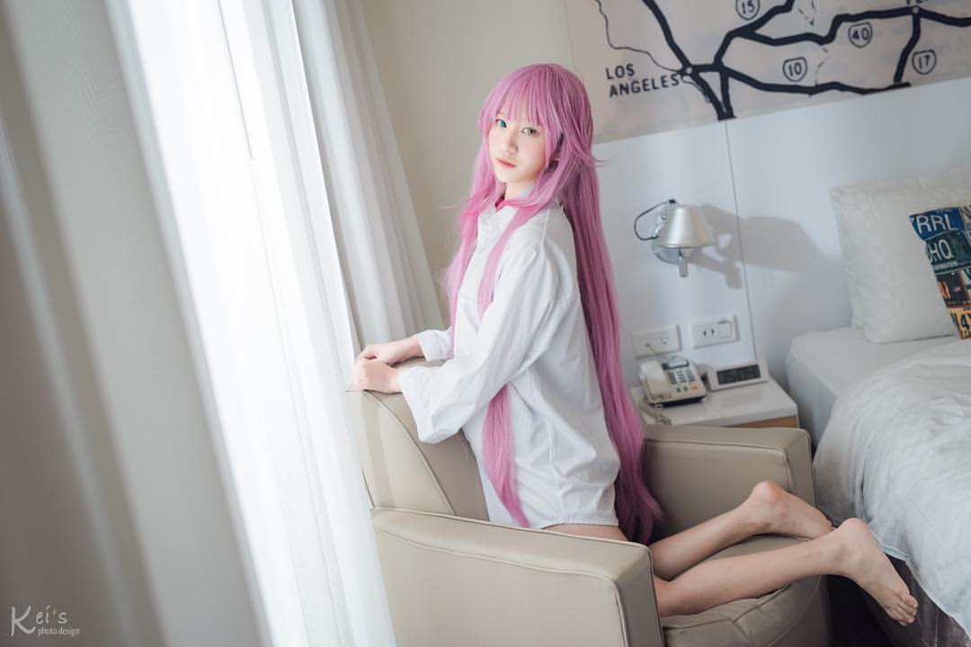 甜美Coser奈奈奈奈奈兒 「不科學乳量+逆天腿腿」一笑能傾城-第1章-图片13
