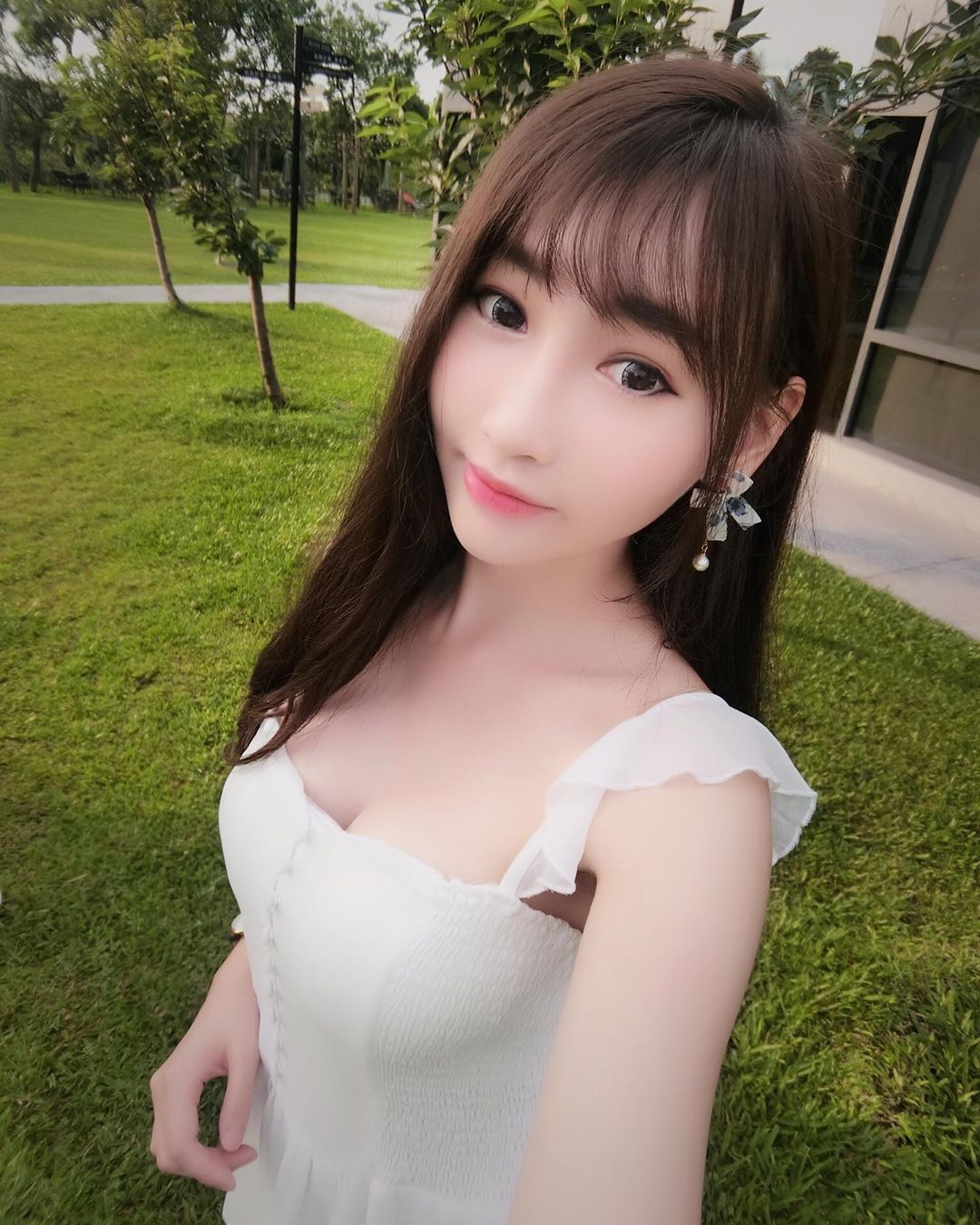 白皙正妹琪琪身材正點根本開掛 網暴動:好想抓抓-第1章-图片11