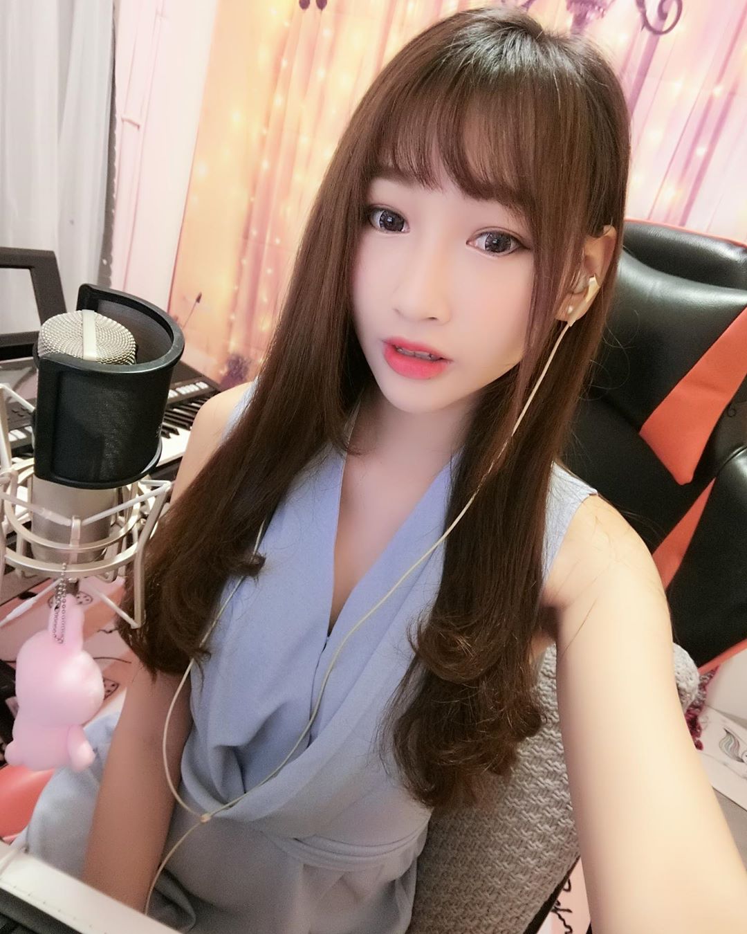 白皙正妹琪琪身材正點根本開掛 網暴動:好想抓抓-第1章-图片18