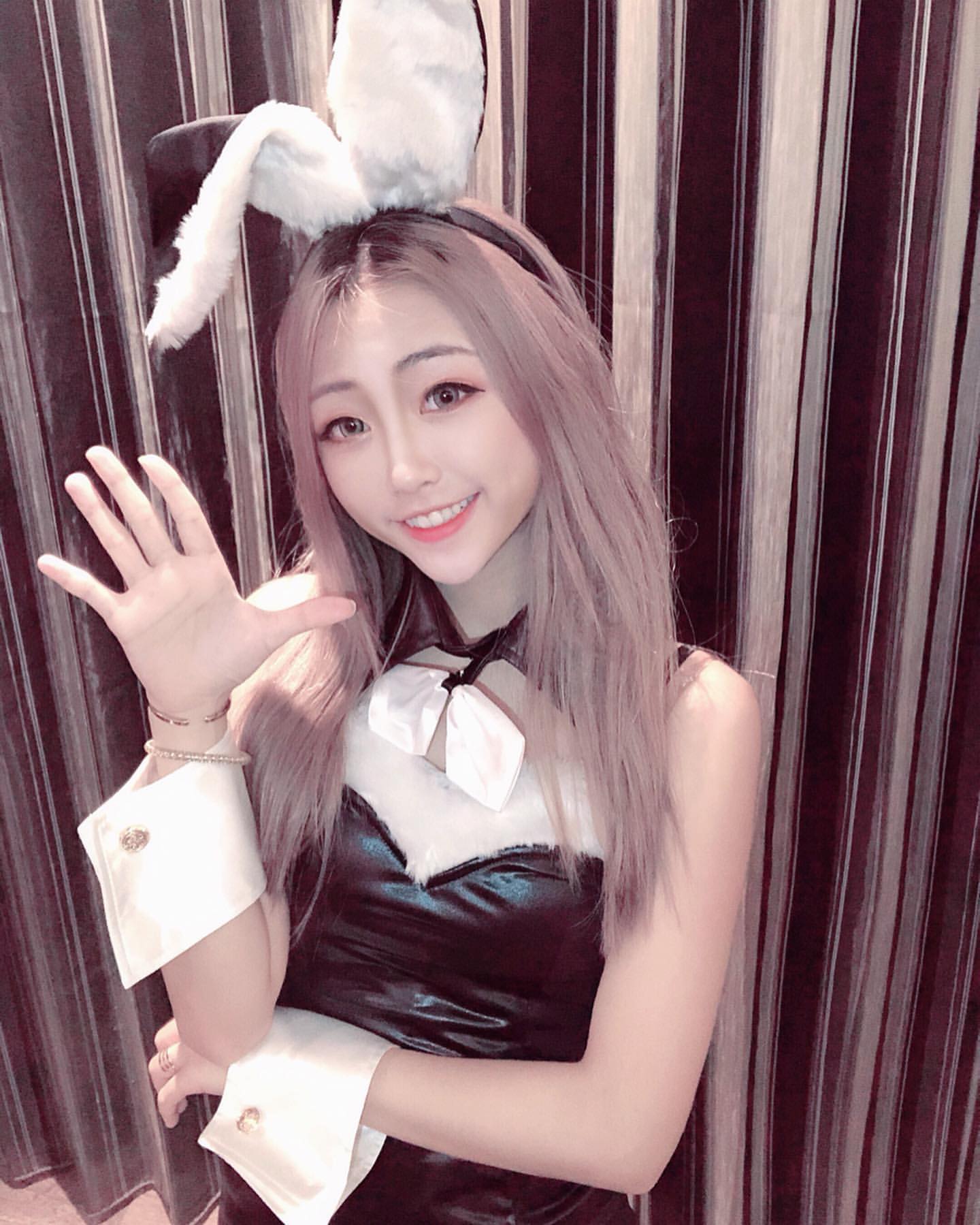 李益其 特級身材 美麗外表惹人疼!-第1章-图片3