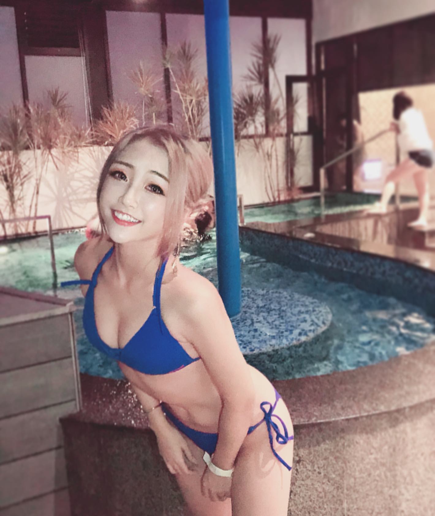 李益其 特級身材 美麗外表惹人疼!-第1章-图片14