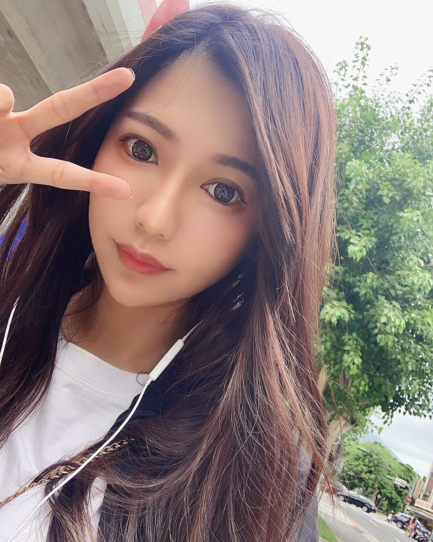 The sweet smile of the sweet sister Yang Gill looks like a small natural dumb.-第1章-图片11