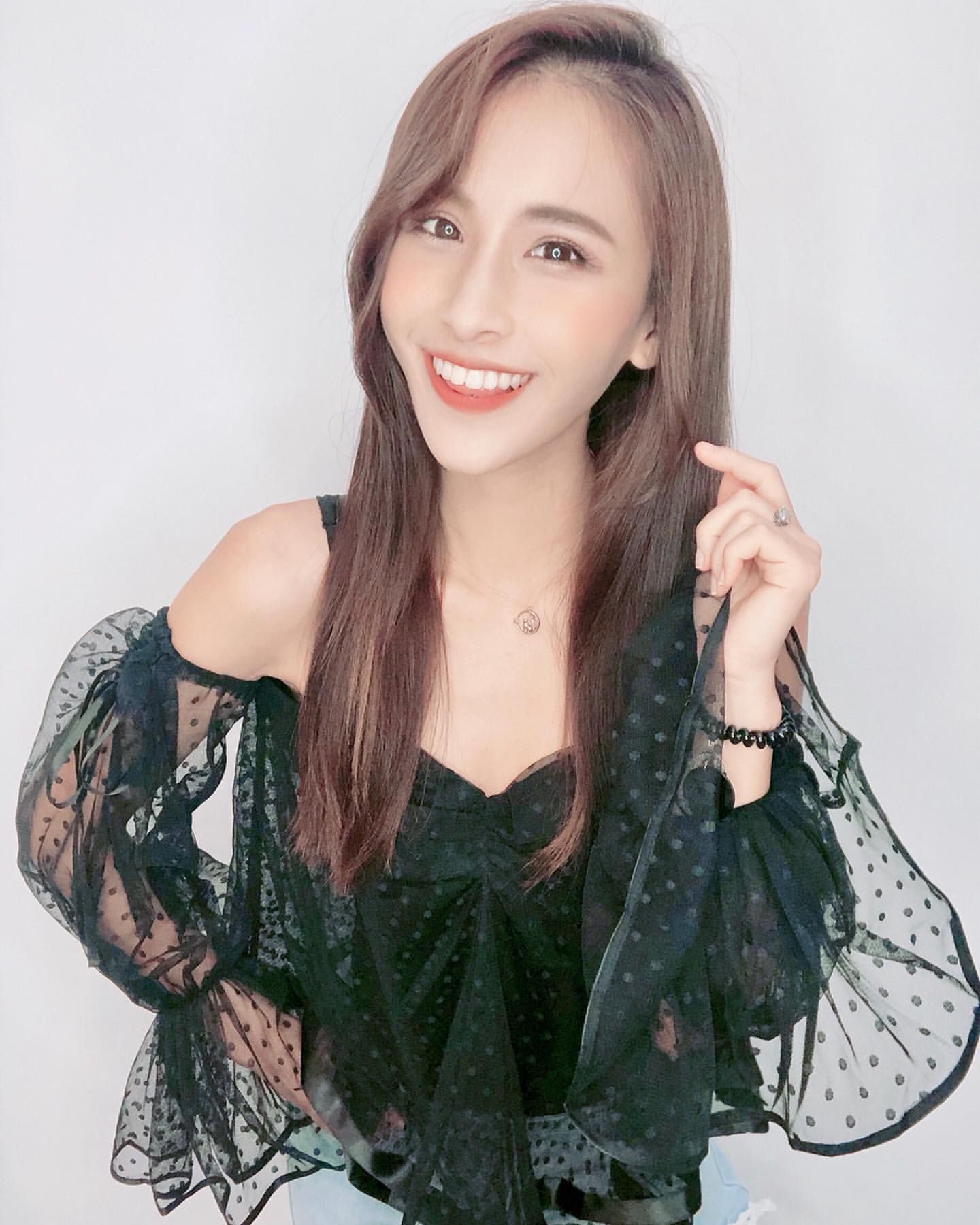 甜美正妹吉海莉秀出白嫩美乳 一不小心就能勾起你深層慾望-第1章-图片5