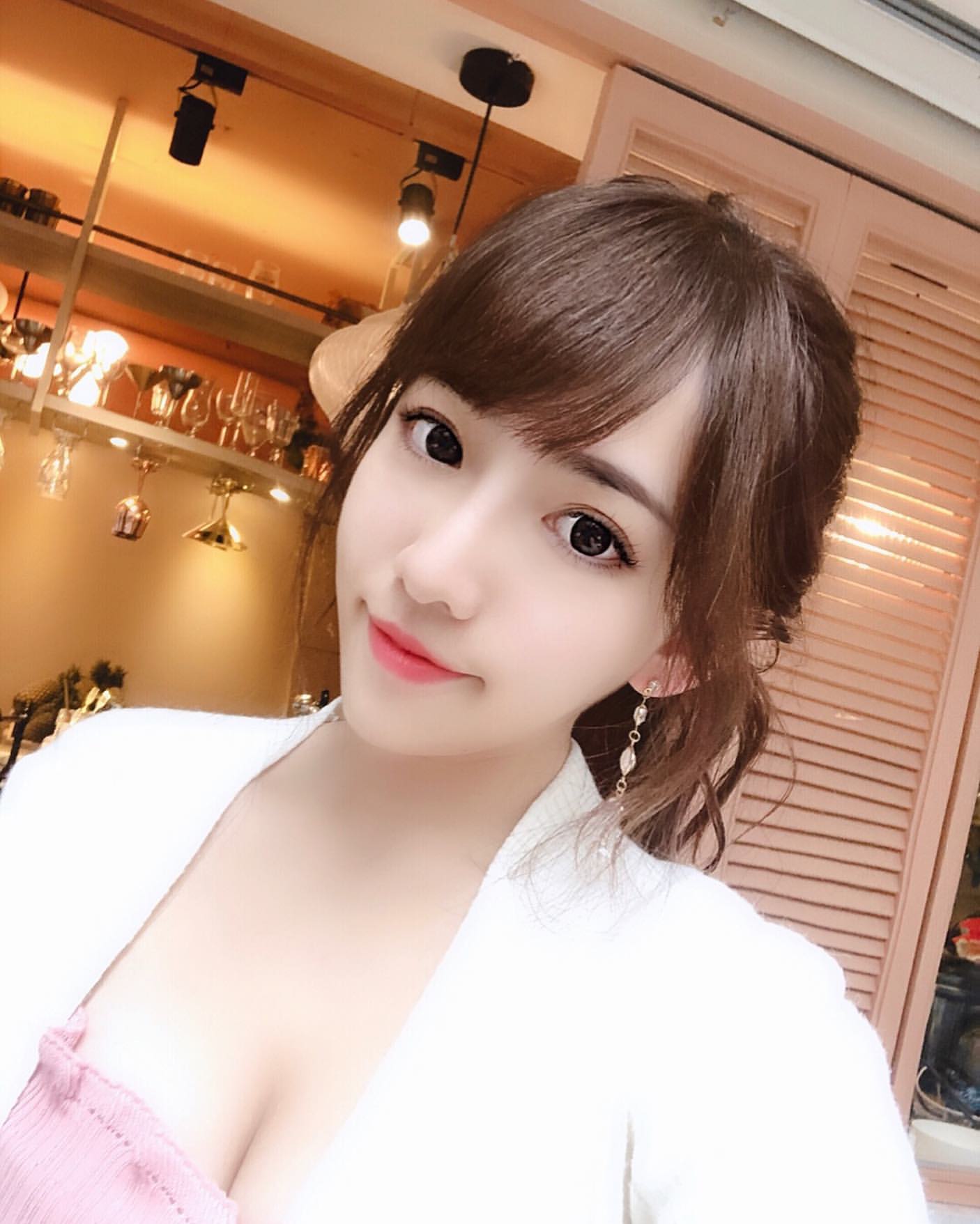 Li Yong Chelle removed her clothes and revealed her beautiful body and desire not to be ignored!-第1章-图片5