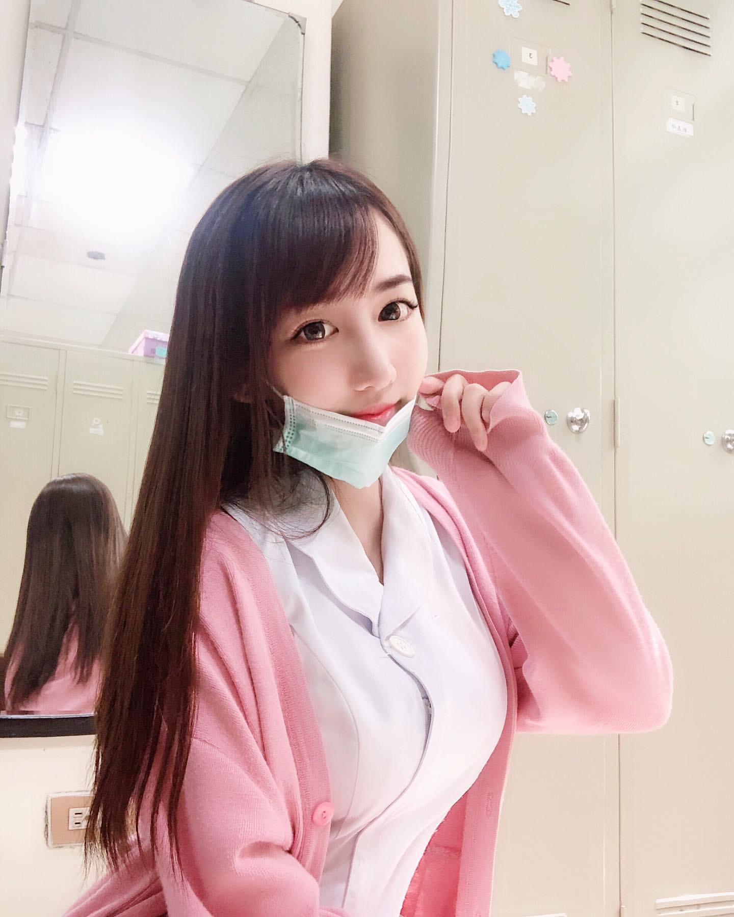 Li Yong Chelle removed her clothes and revealed her beautiful body and desire not to be ignored!-第1章-图片22