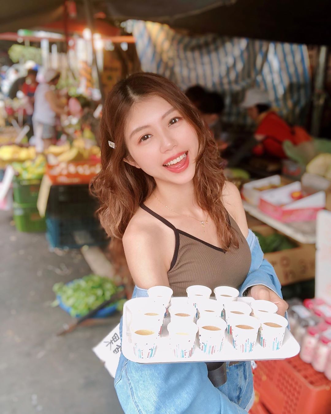 Sweet and beautiful looks will never let you go! - Chloe-第1章-图片3