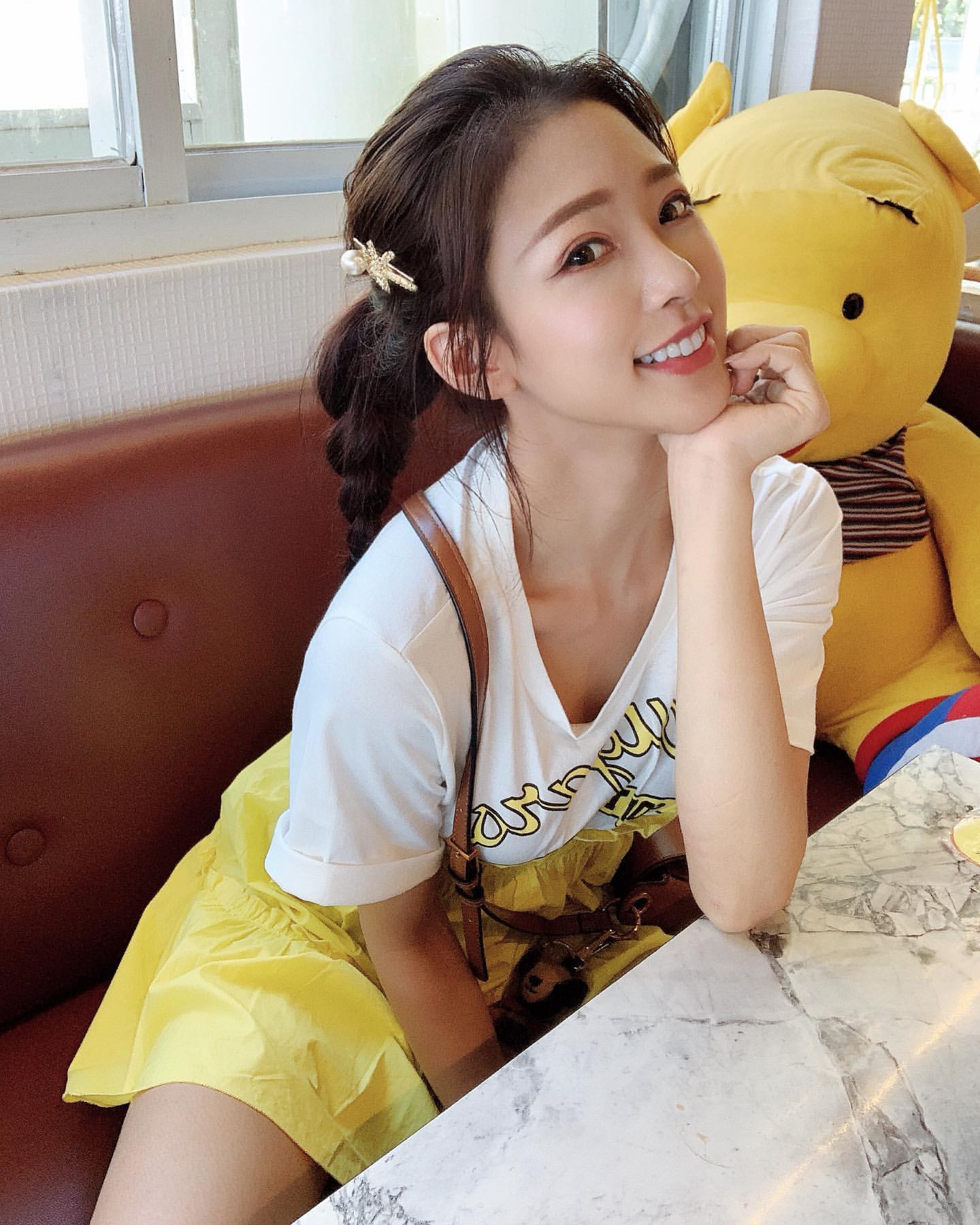 卡卡兒 白嫩臉蛋清新脫俗 美到讓人深陷戀愛！-第1章-图片25
