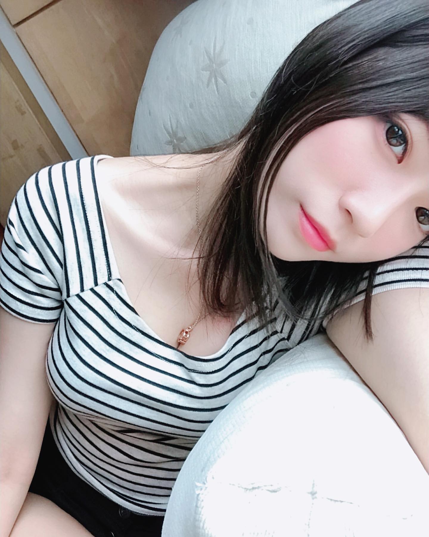 嫩妹身材超優質 雪白嫩球狂洩 Ainio歐安-第1章-图片3