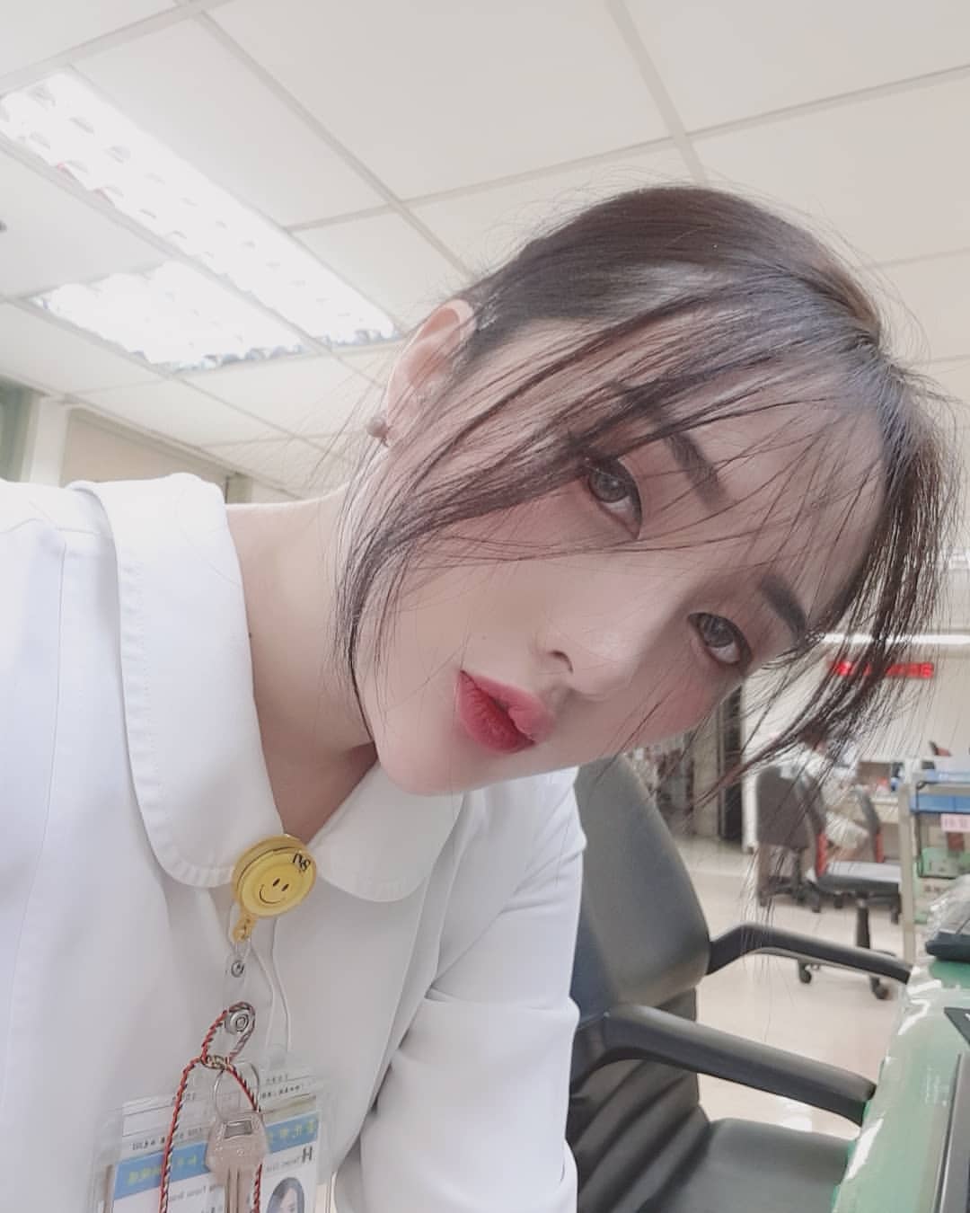 黃靜 核彈級渾圓巨乳開掛 讓人無法一手掌握-第1章-图片11
