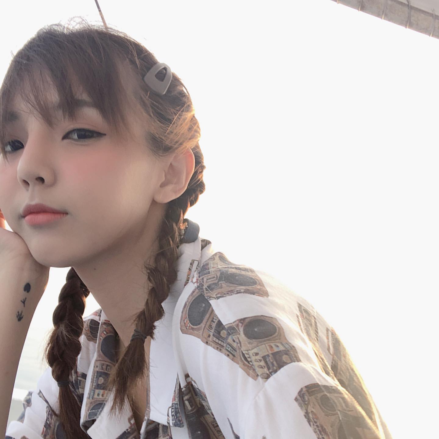 Mia陳甯亞 深邃五官配上雪白美胸好吸睛-第1章-图片8