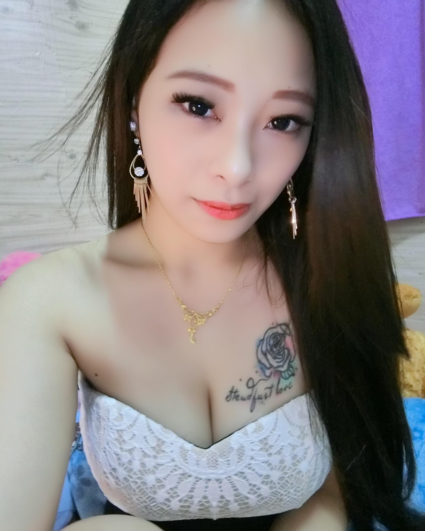 無辜電眼正妹朱朱 火辣身材兇到炸 又再次讓人戀愛了!-第1章-图片19