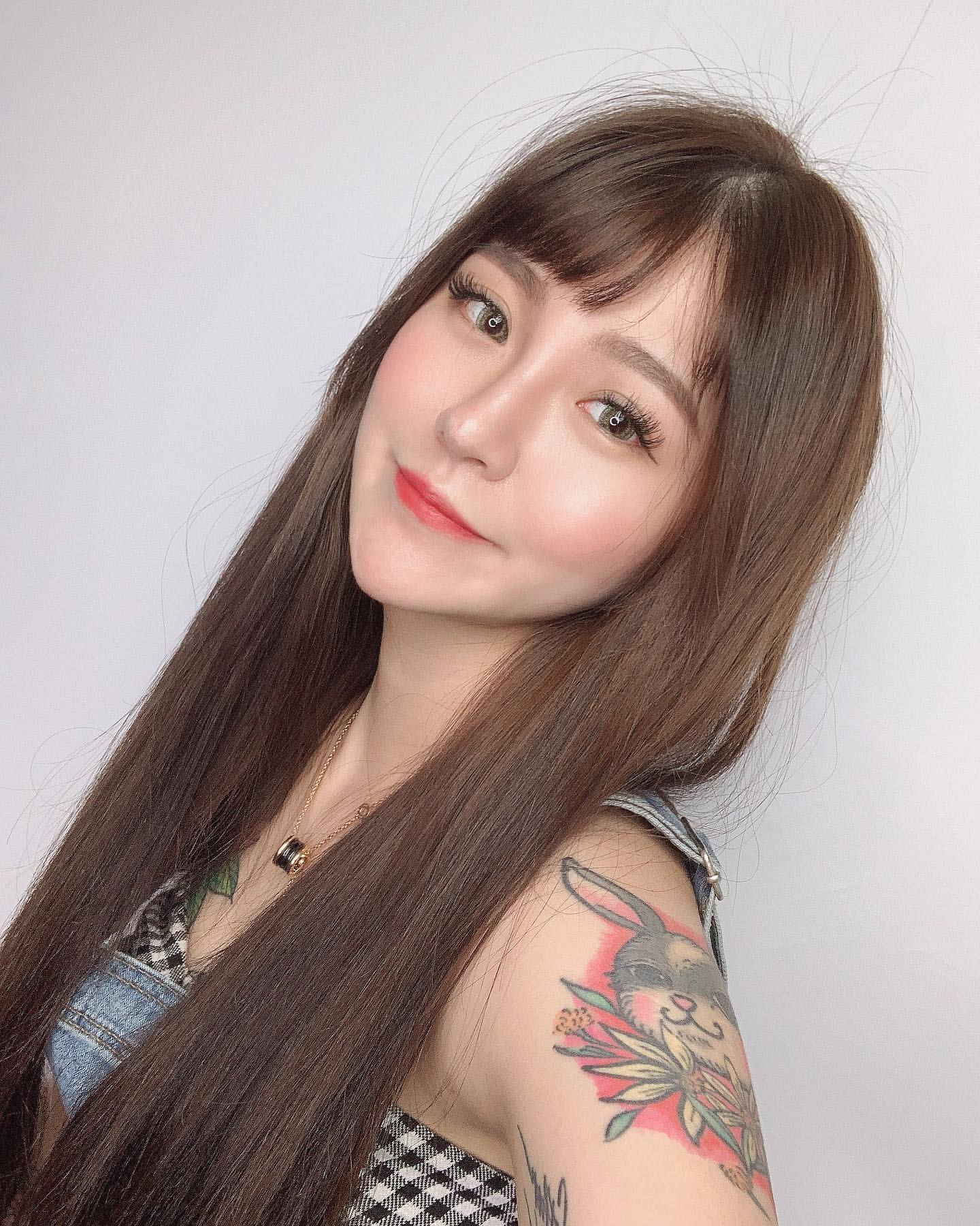 顏涵 性感模樣看得讓人硬梆梆 惹火上身!-第1章-图片2