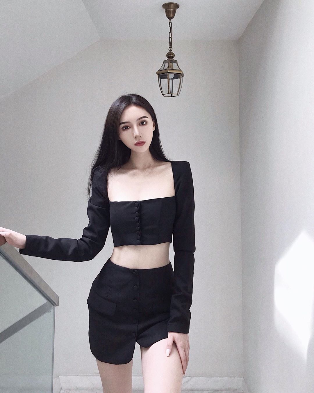 I love black and white, so I like to wear black and white.-第1章-图片5